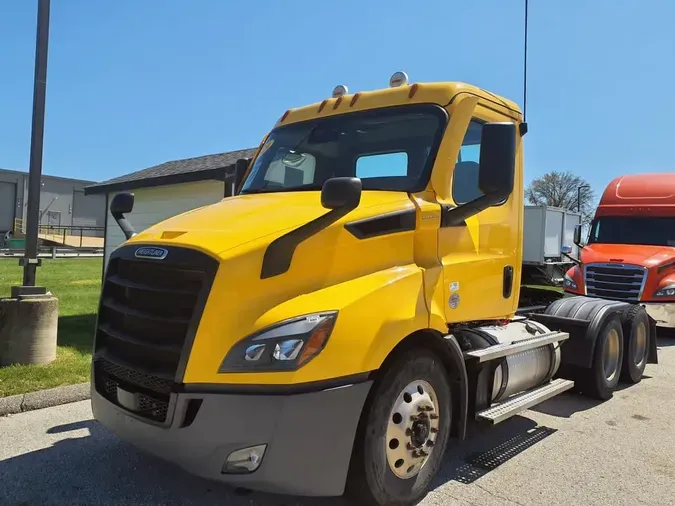 2020 FREIGHTLINER/MERCEDES NEW CASCADIA 1164b16dd98925e7294f67f593e1dd40548
