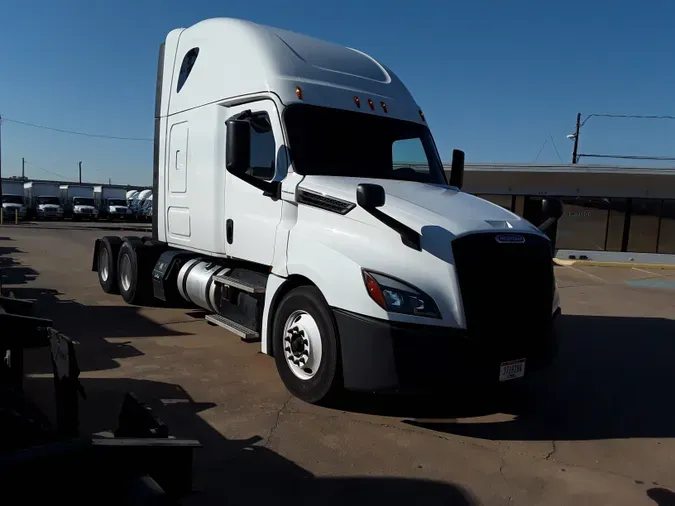 2018 FREIGHTLINER/MERCEDES PT126064ST