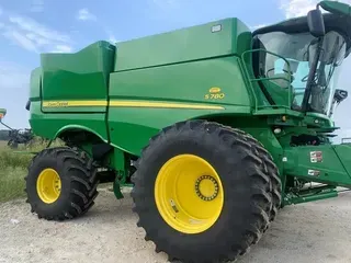 2021 John Deere S780