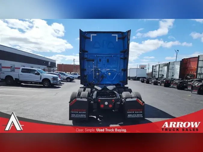 2023 FREIGHTLINER CA126