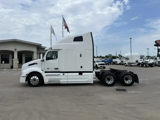 2022 Peterbilt 579