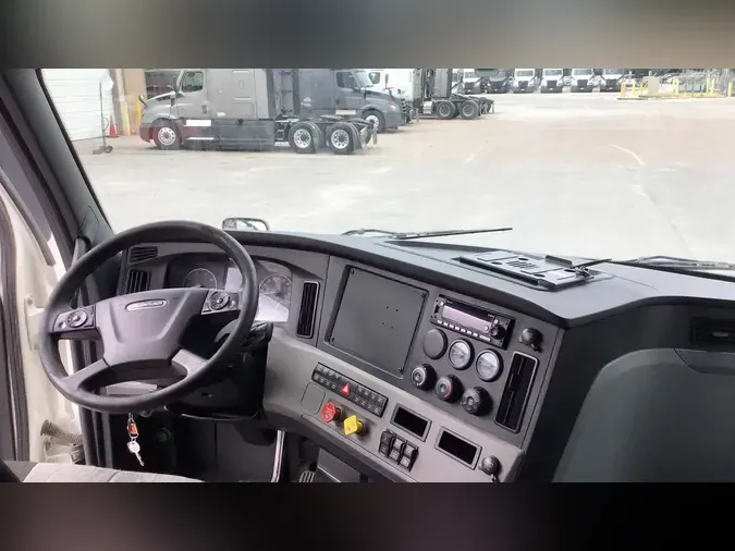 2019 Freightliner Cascadia