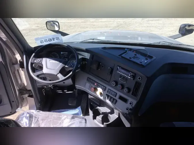2021 Freightliner Cascadia 126