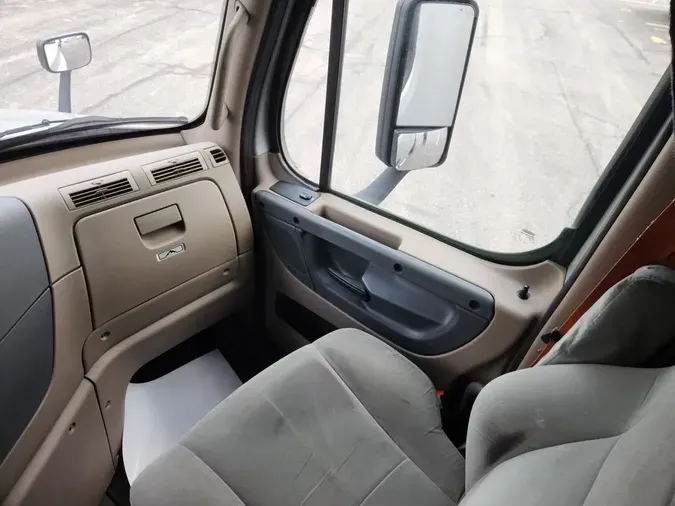 2014 Freightliner Cascadia