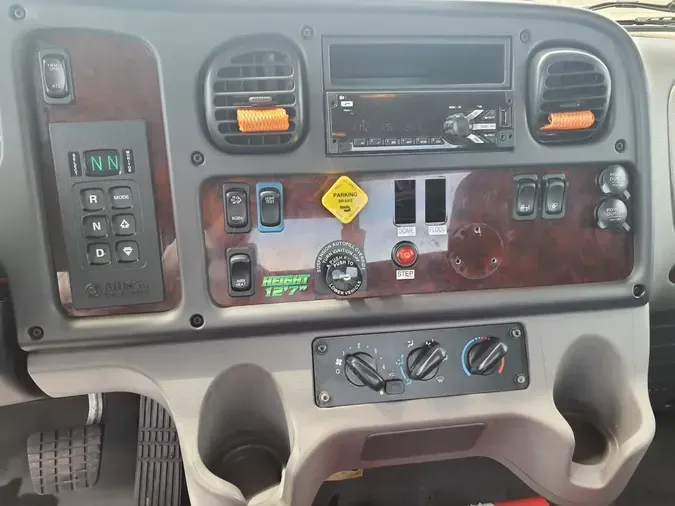 2019 FREIGHTLINER/MERCEDES M2 1064b329d0eb00ef223751bbf1ffb241d2c