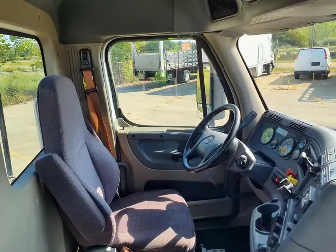 2019 FREIGHTLINER CASCADIA 125