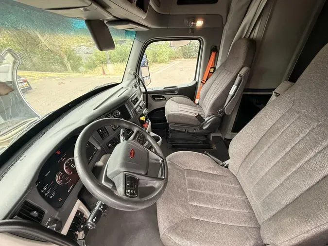 2022 Peterbilt 5794b34e47b1c82b5164b329ab8ccedeaf7