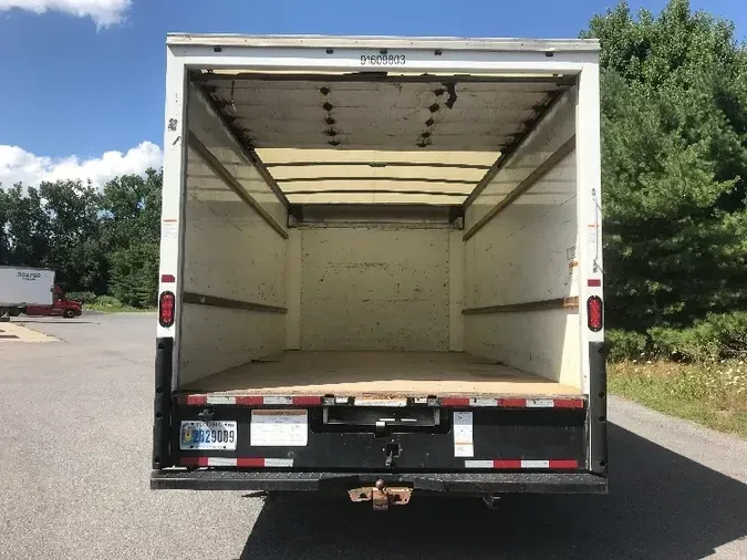 2018 GMC G33903