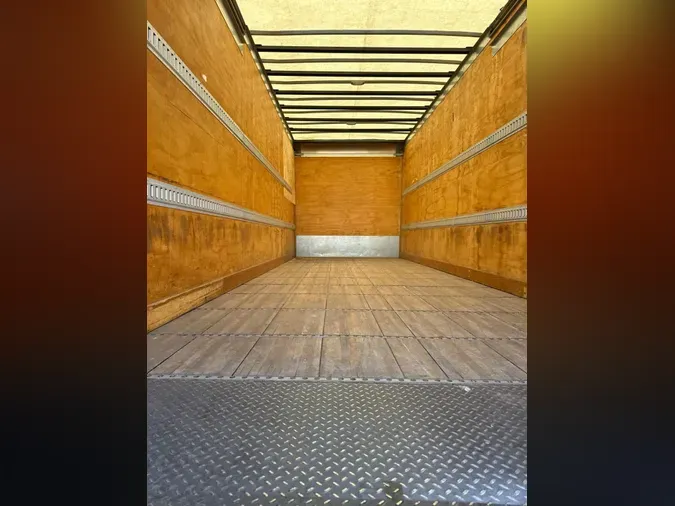 2020 FREIGHTLINER/MERCEDES M2 106