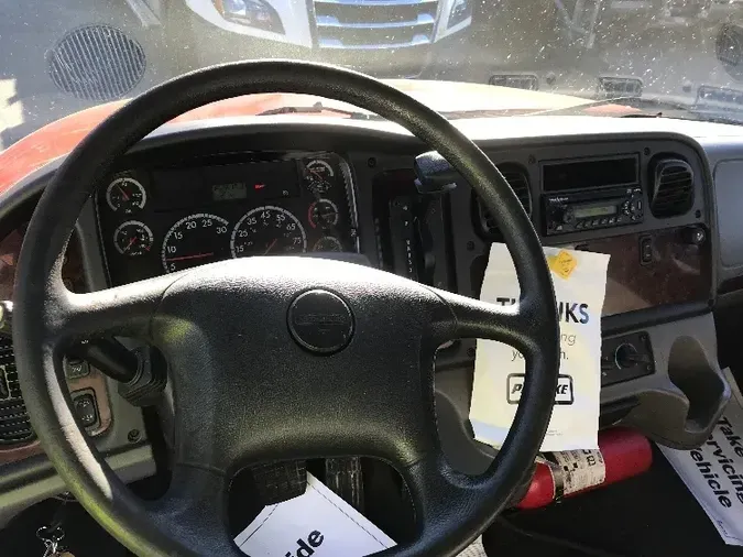 2015 FREIGHTLINER M2