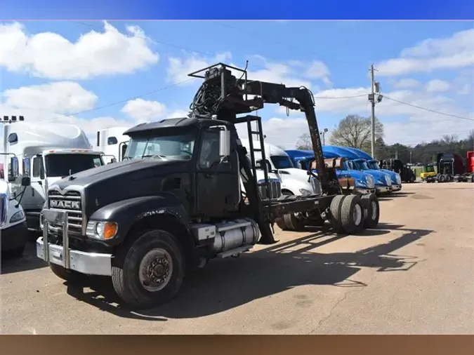 2004 MACK GRANITE CV7134b3ed5e415a8520928086491d9c05fd8