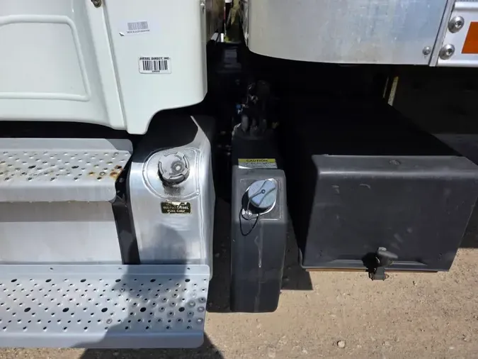 2019 FREIGHTLINER/MERCEDES M2 106