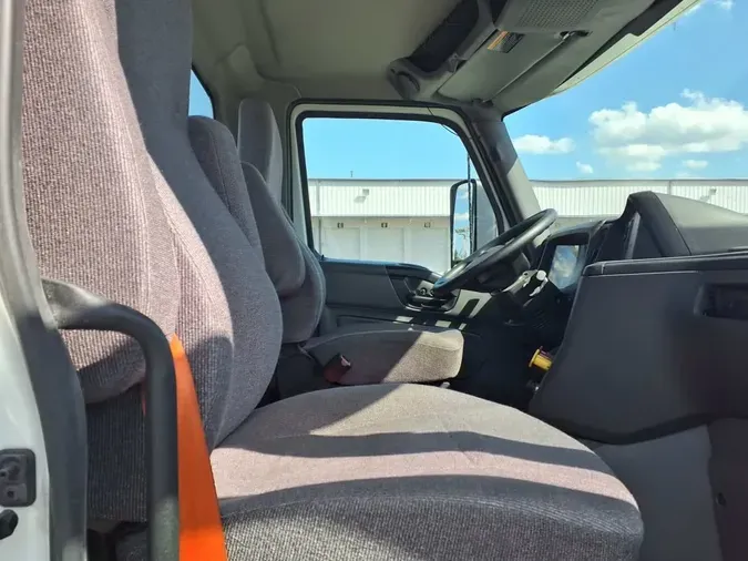 2020 NAVISTAR INTERNATIONAL RH613 DAYCAB S/A