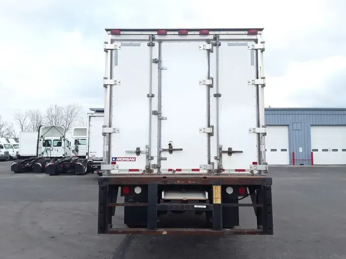 2019 FREIGHTLINER/MERCEDES M2 106