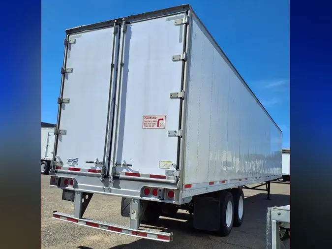 2016 VANGUARD TRAILER CORP R8000B 53/102/162