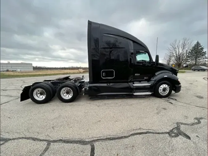 2021 Kenworth T680