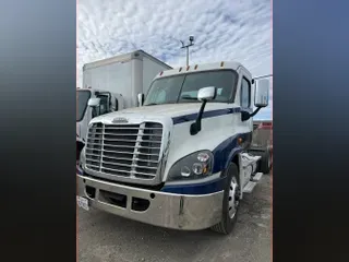 2018 FREIGHTLINER/MERCEDES CASCADIA 125