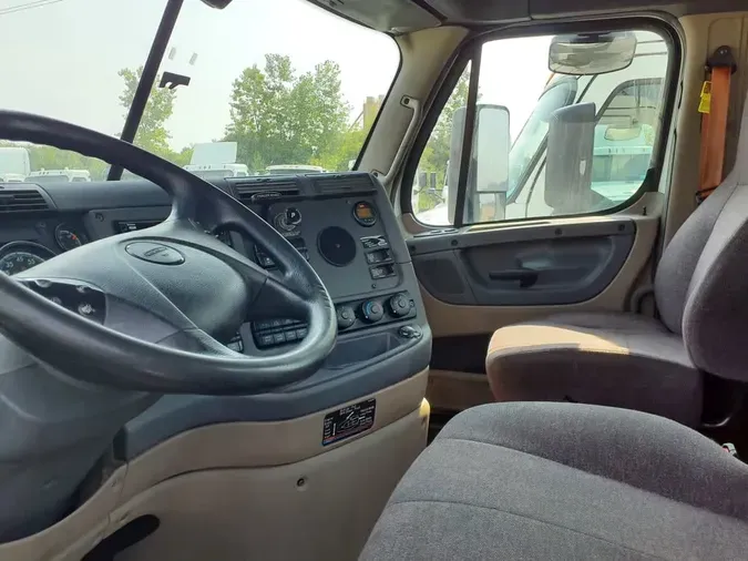 2019 FREIGHTLINER CASCADIA 125