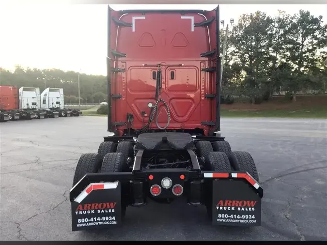 2020 FREIGHTLINER CASCADIA