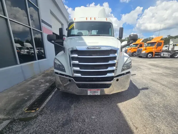 2020 FREIGHTLINER NEW CASCADIA PX12664
