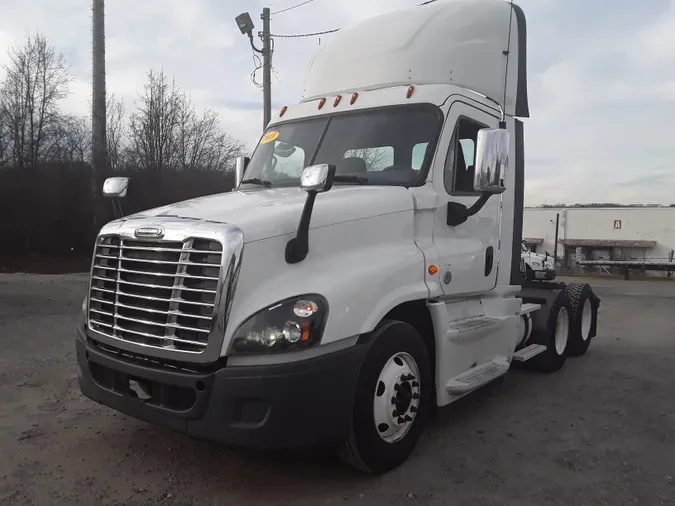 2018 FREIGHTLINER/MERCEDES CASCADIA 1254b523e76f879bb32ba9984a3ed4246dc