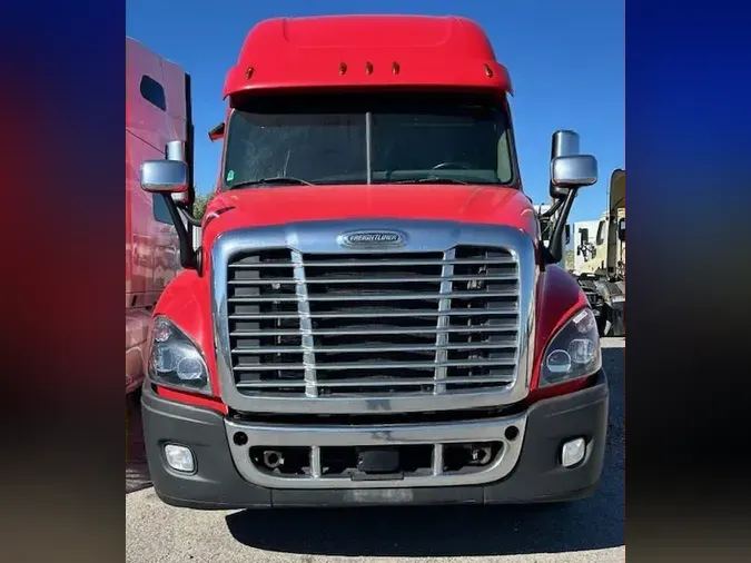 2019 FREIGHTLINER/MERCEDES CASCADIA 125