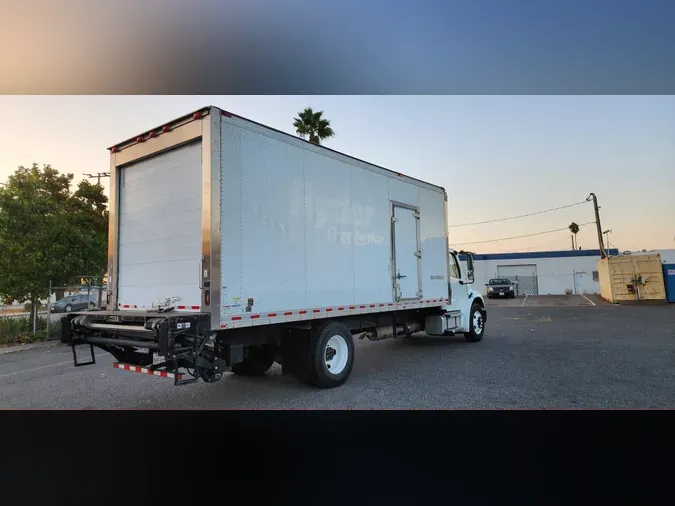 2017 FREIGHTLINER/MERCEDES M2 106