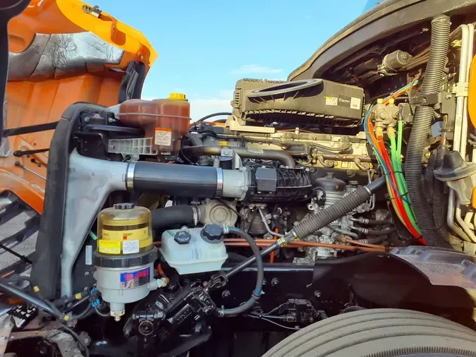 2019 FREIGHTLINER/MERCEDES NEW CASCADIA PX126644b5a6eba32b7ff3ff8ee8dac3e1a6e8c