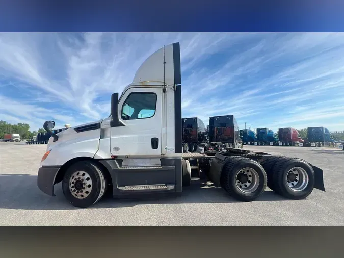 2019 Freightliner Cascadia 1264b5b002456002ba4c9c9085011bfa57a