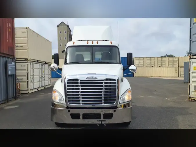 2019 FREIGHTLINER/MERCEDES CASCADIA 1254b5cc56171472653f458f91b93bc0f60