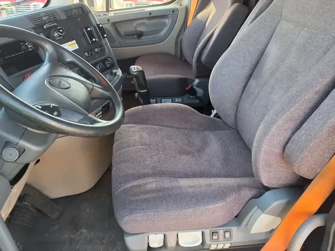 2019 FREIGHTLINER/MERCEDES CASCADIA 125