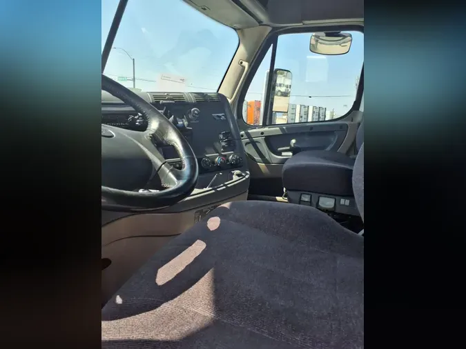 2018 FREIGHTLINER CASCADIA 125