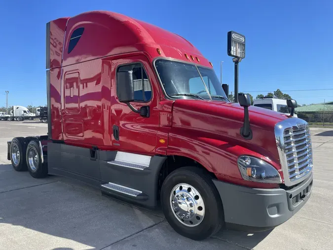 2016 Freightliner CA125 Cascadia