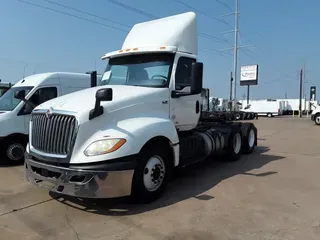 2019 NAVISTAR INTERNATIONAL LT625 DAYCAB T/A