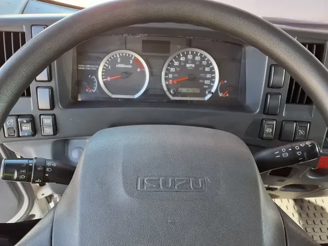 2017 ISUZU NPR HD