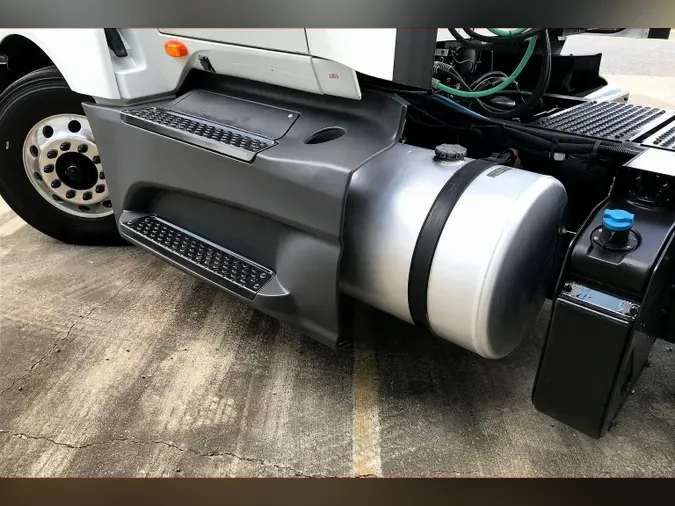 2021 INT LT625 6x4