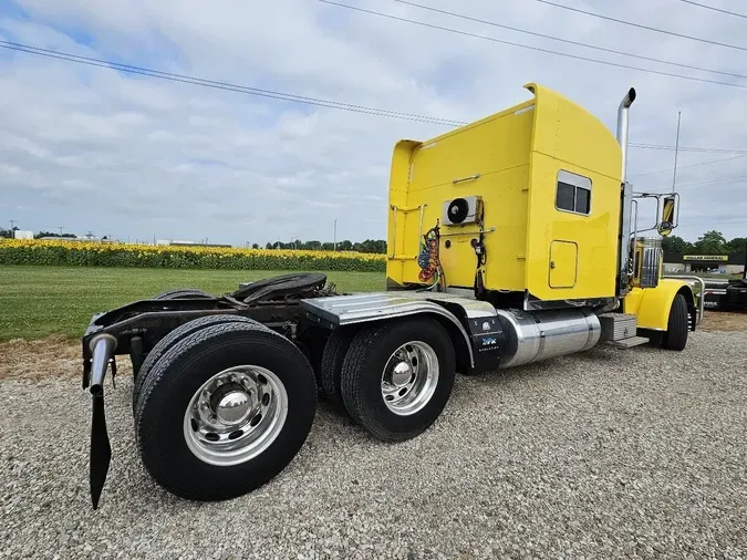 2014 PETERBILT 389