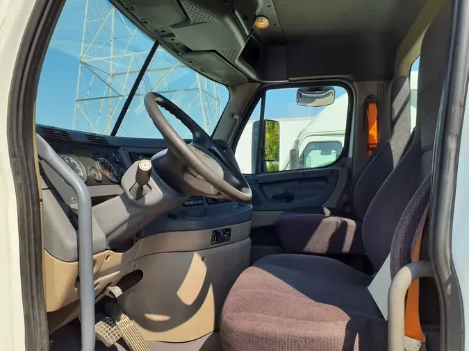 2018 FREIGHTLINER CASCADIA 1254b78999c31e37db27ffa9fc3b8a36eac