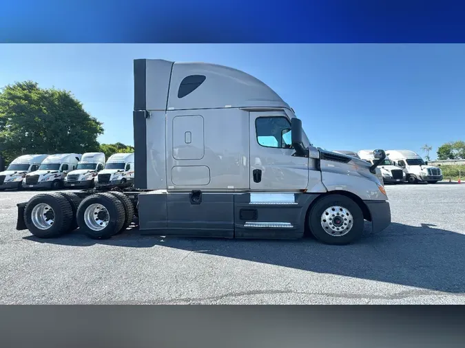 2023 Freightliner Cascadia 1264b7d46a744a65e5ebb0c283989d45e35