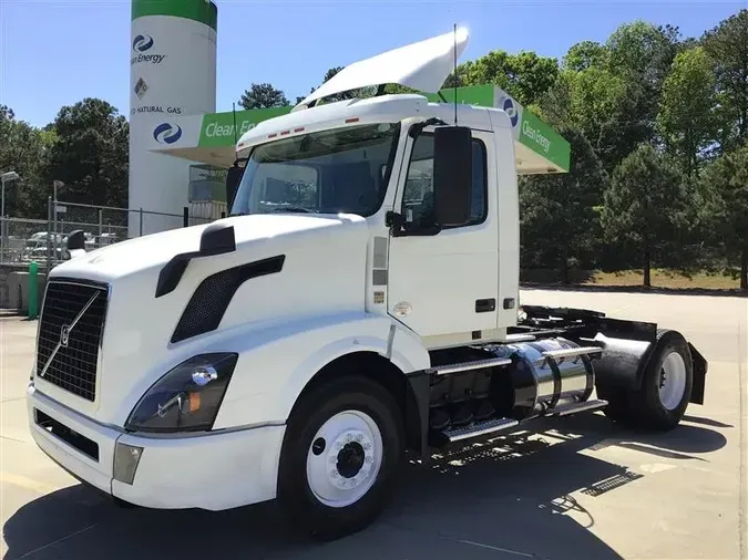 2018 VOLVO VNL42T4b81c3228d497b124a21df3f9a93513d
