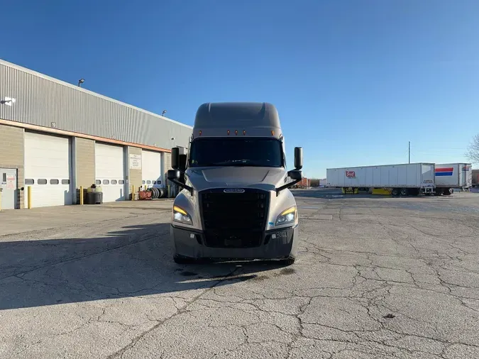 2023 Freightliner Cascadia