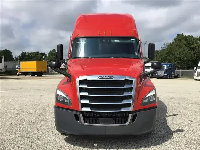 2021 FREIGHTLINER CA126