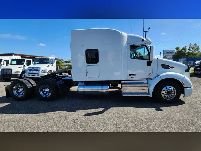 2022 Peterbilt 579