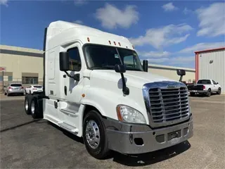 2015 Freightliner CASCADIA 125