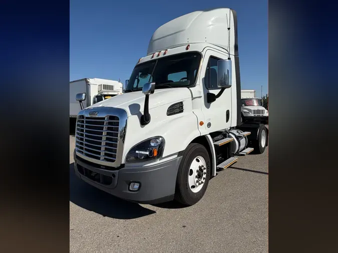 2019 FREIGHTLINER/MERCEDES CASCADIA 1134b8ff912c5df92b5037143d2fbb97591