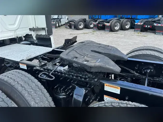 2020 FREIGHTLINER CA126