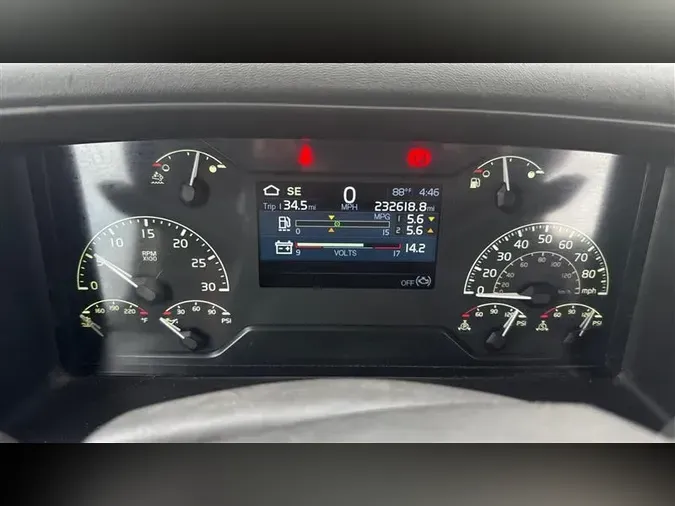 2020 VOLVO VNL300