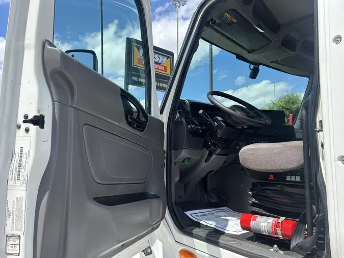 2020 International LT625