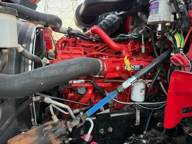 2020 International HX620