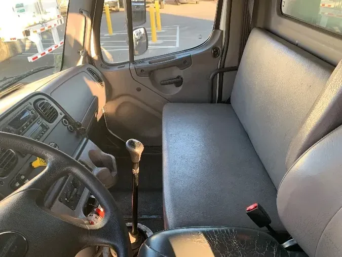 2017 Freightliner M2